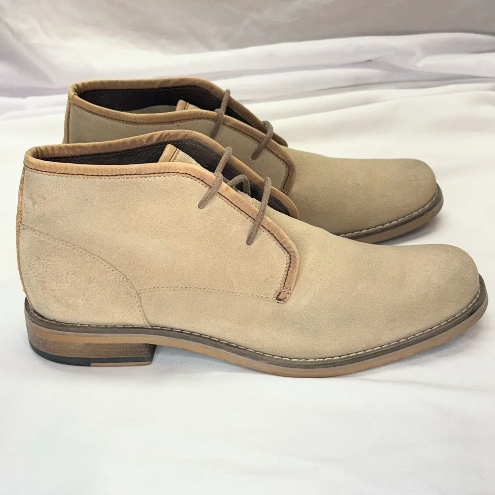 Wolverine 1883 Chukka Boots Mens Size 7.5 Beige Light Brown Suede‎ Leather